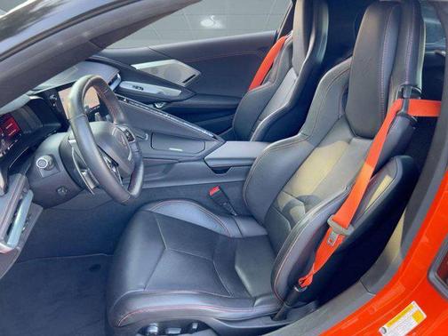 2021 Chevrolet Corvette Stingray w/2LT