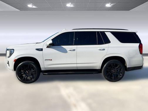 2022 GMC Yukon 4WD AT4