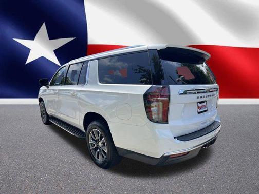 2023 Chevrolet Suburban LS