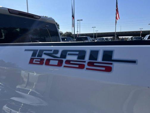 2025 Chevrolet Silverado 1500 Custom Trail Boss