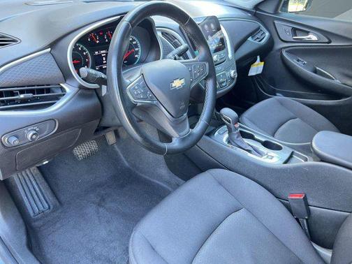 2024 Chevrolet Malibu FWD RS