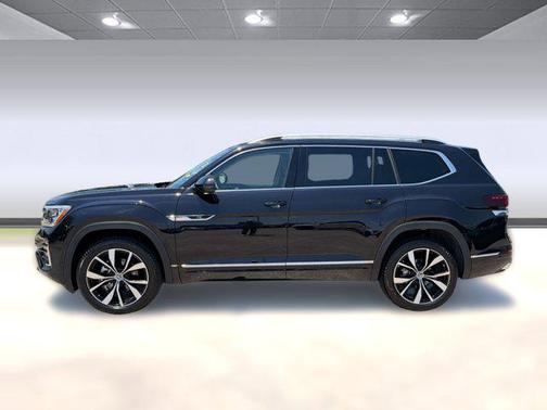 Deep Black Pearl 2025 Volkswagen Atlas 2.0T SEL Premium R-Line 4MOTION