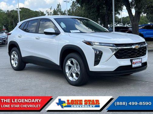 2025 Chevrolet Trax LS