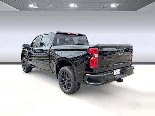 Black 2026 Chevrolet Silverado 1500 Custom