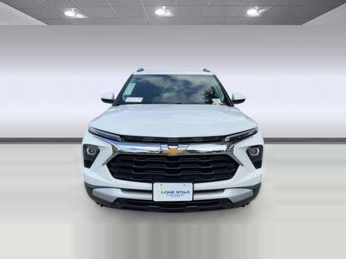 Summit White 2026 Chevrolet Trailblazer LT