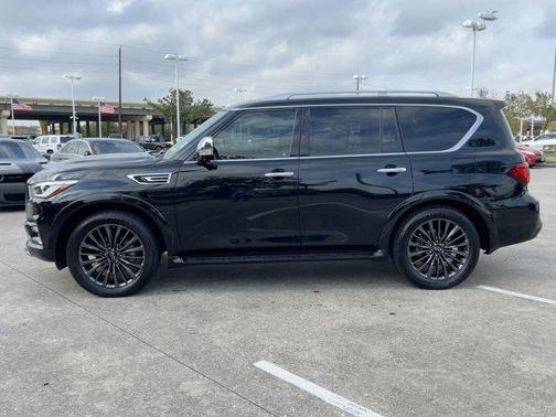 2024 INFINITI QX80 SENSORY AWD