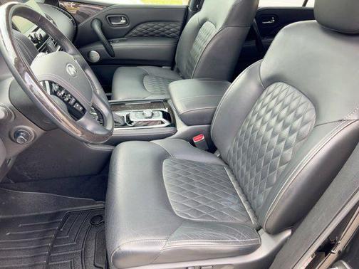 2024 INFINITI QX80 SENSORY AWD