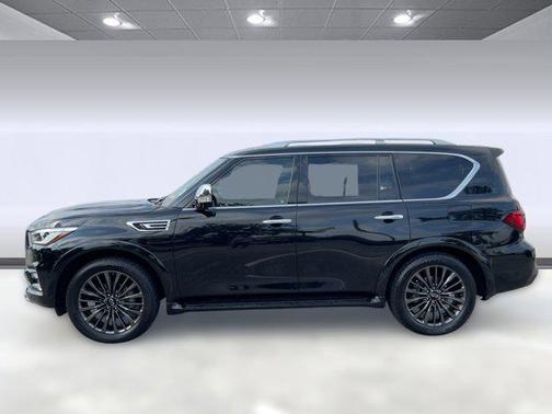 2024 INFINITI QX80 SENSORY AWD