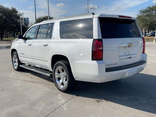 2018 Chevrolet Suburban LT