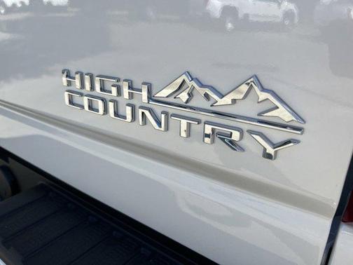 2025 Chevrolet Silverado 3500 High Country