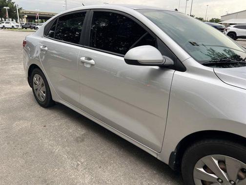 2020 Kia Rio S