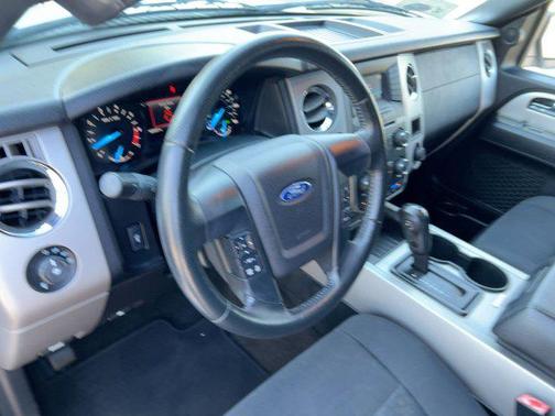 2017 Ford Expedition XLT