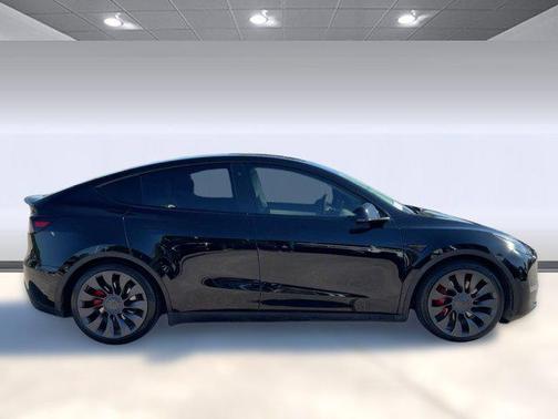 2022 Tesla Model Y Performance Dual Motor All-Wheel Drive