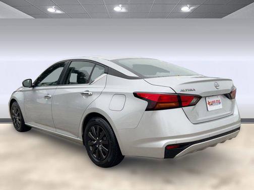 2023 Nissan Altima S FWD