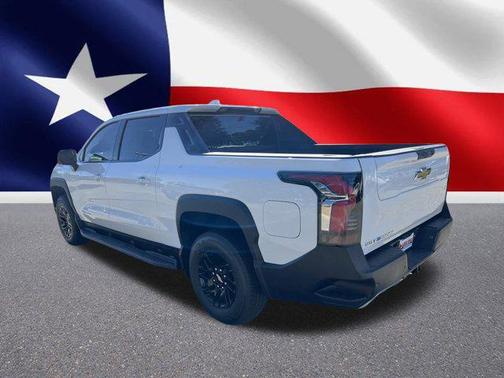 2025 Chevrolet Silverado EV LT