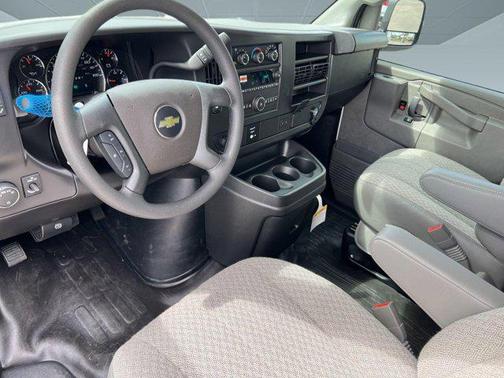2026 Chevrolet Express 2500 2500 Regular Wheelbase, WT, RWD