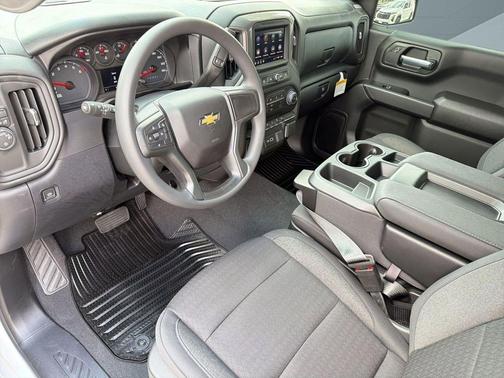 Summit White 2026 Chevrolet Silverado 1500 Custom
