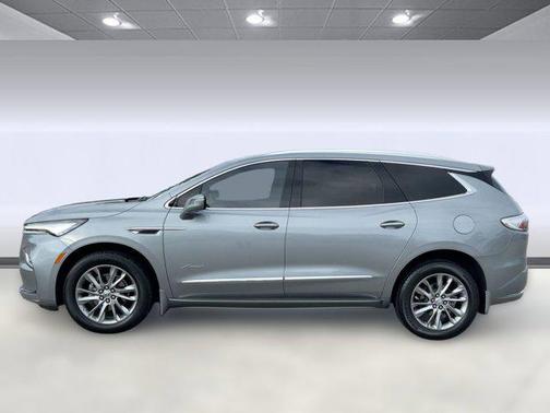 2023 Buick Enclave Avenir FWD