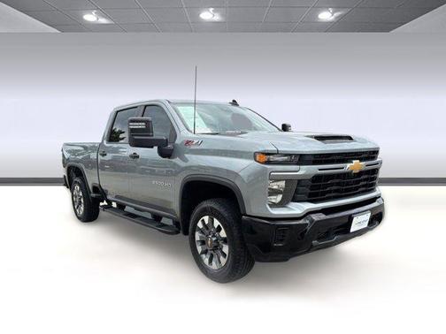 Sterling Gray Metallic 2024 Chevrolet Silverado 2500 Custom