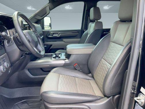 2024 Chevrolet Silverado 2500 4WD Crew Cab Standard Bed ZR2