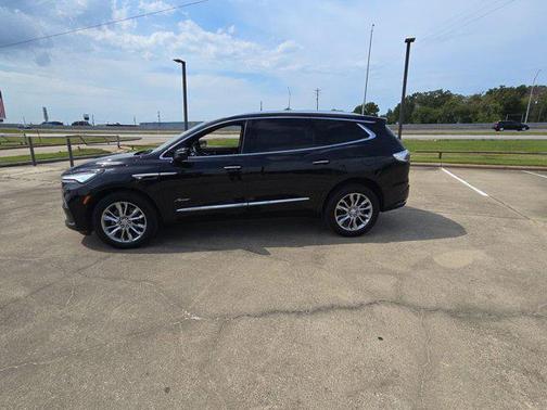 2024 Buick Enclave Avenir
