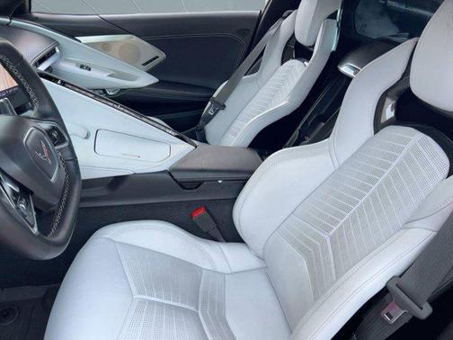 2021 Chevrolet Corvette Stingray w/2LT