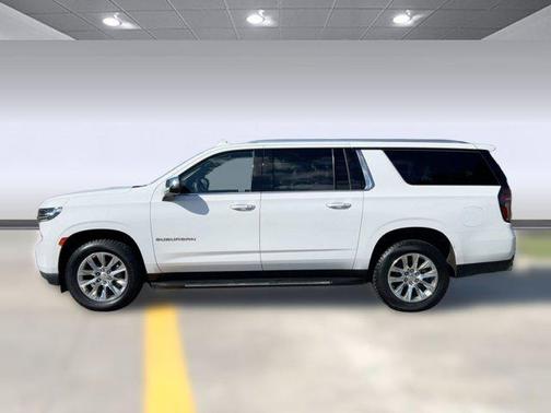 2023 Chevrolet Suburban Premier