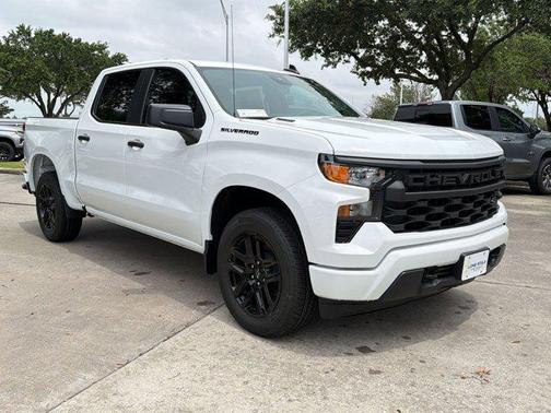Summit White 2026 Chevrolet Silverado 1500 Custom