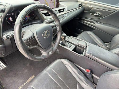 Ultra White 2019 Lexus ES 350 F Sport