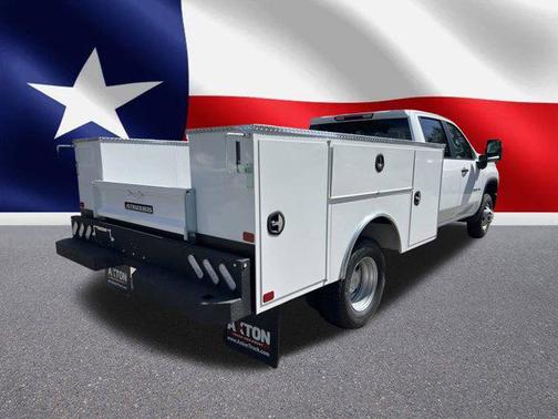2025 Chevrolet Silverado 3500 WT