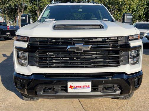2026 Chevrolet Silverado 2500 Custom