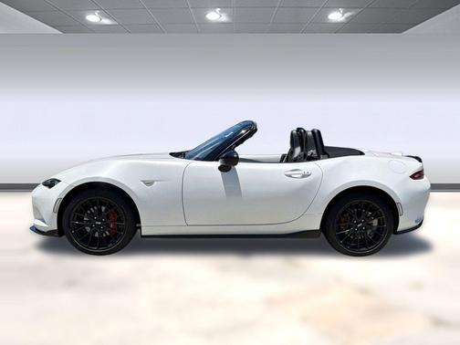 Snowflake White Pearl Mica 2023 Mazda MX-5 Miata Club