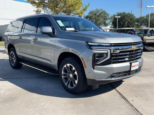 2026 Chevrolet Suburban LT