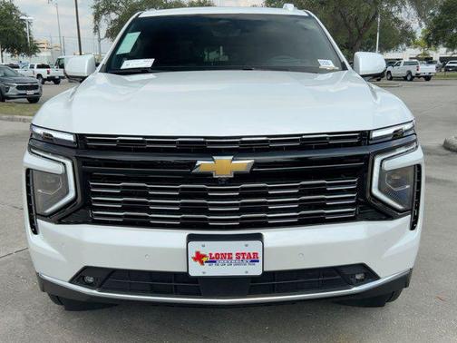 2025 Chevrolet Suburban 4WD High Country