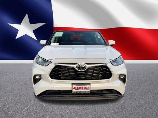 2025 Toyota Highlander XLE