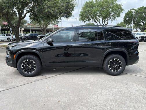 Mosaic Black Metallic 2026 Chevrolet Traverse AWD Z71