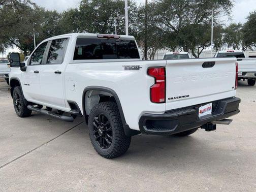 2026 Chevrolet Silverado 2500 LT