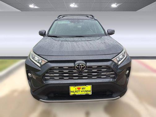 2019 Toyota RAV4 Limited