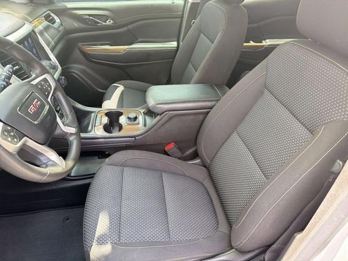 Summit White 2023 GMC Acadia FWD SLE