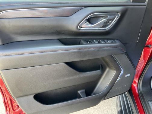 2022 Chevrolet Suburban RST