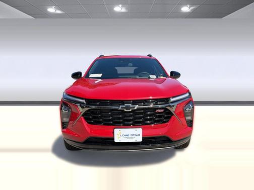 Apex Red 2026 Chevrolet Trax FWD 2RS
