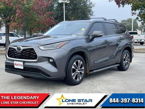 2021 Toyota Highlander XLE