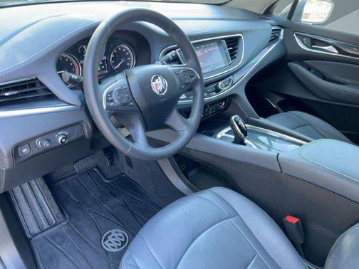 2020 Buick Enclave FWD Essence