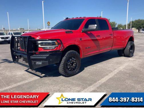 2022 RAM 3500 Laramie Crew Cab 4x4 8' Box