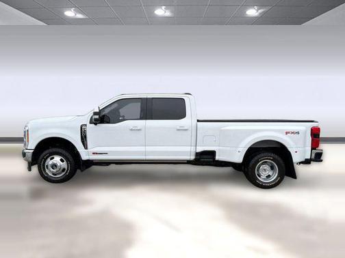OXFORD WHITE 2023 Ford F-350 Lariat