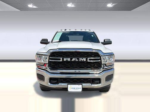 Bright White Clearcoat 2022 RAM 2500 Tradesman Crew Cab 4x4 6'4' Box