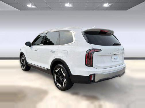 Glacial White Pearl 2024 Kia Telluride EX