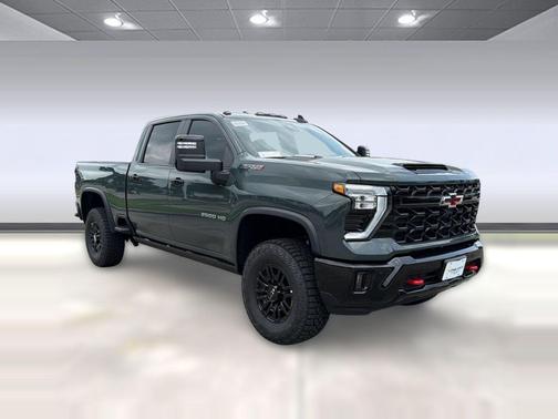 Cypress Gray 2026 Chevrolet Silverado 2500 Crew Cab, Standard Bed, XR2, 4WD
