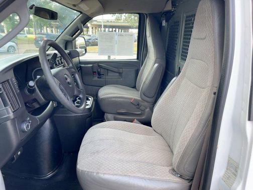 2017 GMC Savana 2500 Work Van