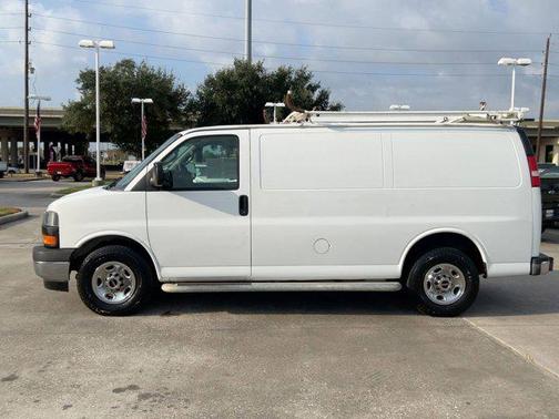 2017 GMC Savana 2500 Work Van